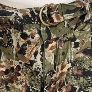 Masseys Size 14 Camo Light Flowy Belted Pants